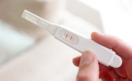 早孕前期和例假前期有哪些征兆是相似的-易網(wǎng)健康<a href=http://www.aoa7937.com/jkys/ target=_blank class=infotextkey>養(yǎng)生</a>網(wǎng) 早孕前期和例假前期有哪些征兆是相似的