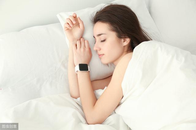 新研究發現:這類睡眠質量習慣性,讓女性越睡越胖-易網健康養生網 新研究發現:這類睡眠質量習慣性,讓女性越睡越胖