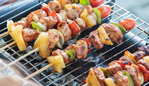 中秋節吃烤肉、月餅如何不傷身？飲料幫你抗氧化、排毒又降血脂