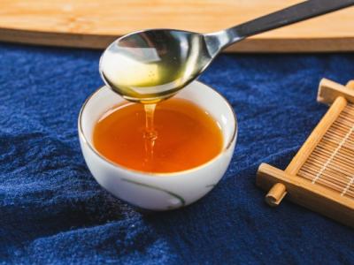 體內(nèi)濕氣重可以喝蜂蜜水嗎 喝蜂蜜水會產(chǎn)生濕氣嗎
