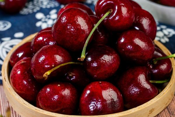 車?yán)遄优c蜂蜜搭配有什么健康益處