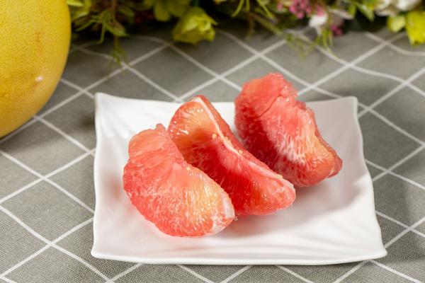 葡萄柚對皮膚有美白效果嗎