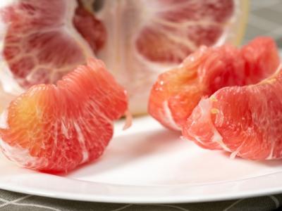 吃葡萄柚對肝臟健康有益嗎