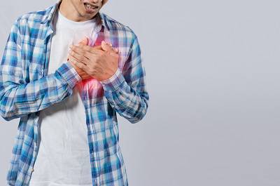 心肌炎一般三處痛 心肌炎吃什么藥最有效-易網健康<a href=http://www.aoa7937.com/jkys/ target=_blank class=infotextkey>養生</a>網 心肌炎一般三處痛 心肌炎吃什么藥最有效