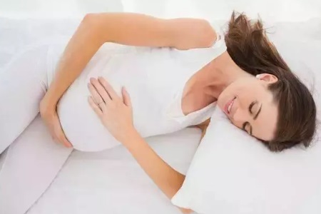 孕期性生活對(duì)胎兒有什么影響？孕婦不妨從這四個(gè)階段考慮