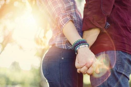 女人私語性經驗豐富該不該告訴未婚夫 過去的性經歷影響婚姻生活嗎