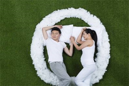 懷孕三個月可以同房嗎？夫妻性生活要注意孕期的三個階段