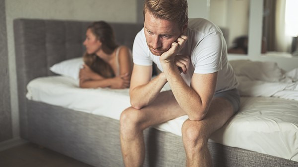 男性性欲低下是什么原因?qū)е碌模孔⒁庖恍┧幤芬矔?huì)影響性欲