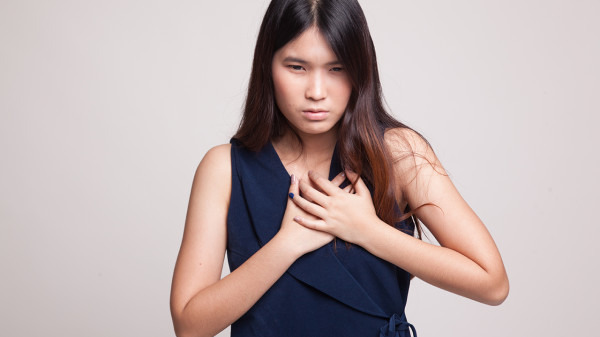 女性乳頭癢是什么原因？乳房如何保健