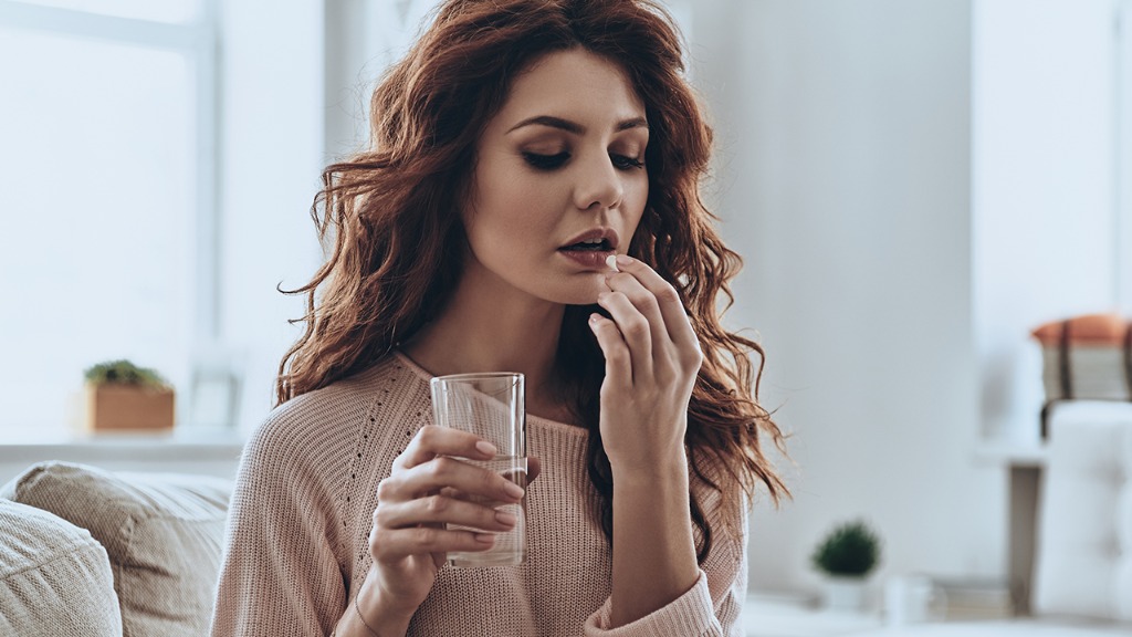 美女口述：第一次被進去超刺激享受經(jīng)歷