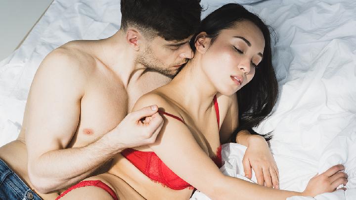 夫妻性生活不和諧?5個錯誤認知毀了性愛快感-易網健康養生網 夫妻性生活不和諧?5個錯誤認知毀了性愛快感