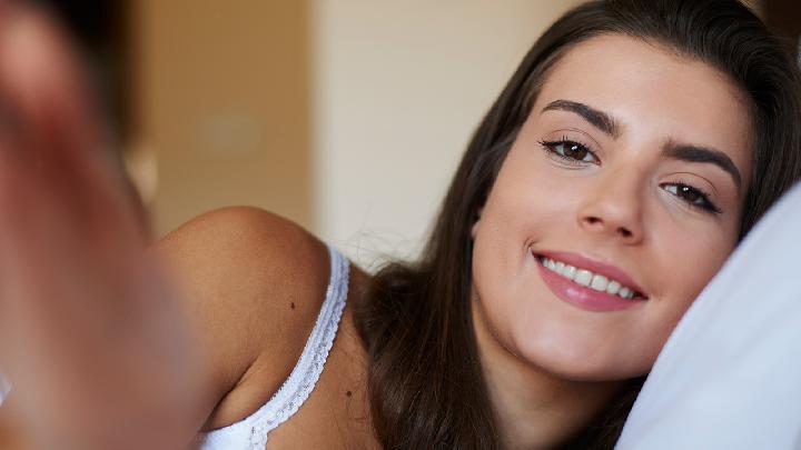 如何提高她的性快感？延長女人性高潮時間的技巧
