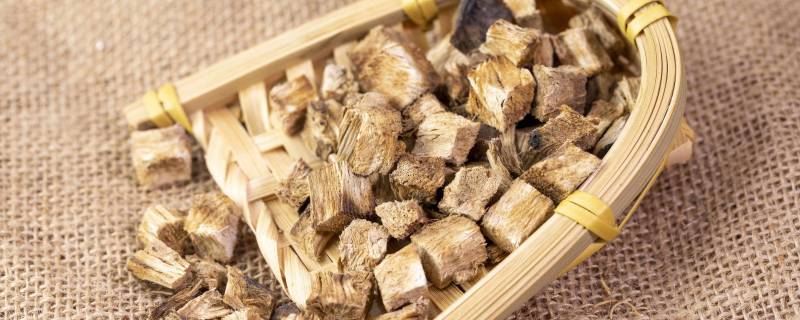 葛根對男性性功能有什么影響 葛根改善性功能的食療方法-易網健康<a href=http://www.aoa7937.com/jkys/ target=_blank class=infotextkey>養生</a>網 葛根對男性性功能有什么影響 葛根改善性功能的食療方法