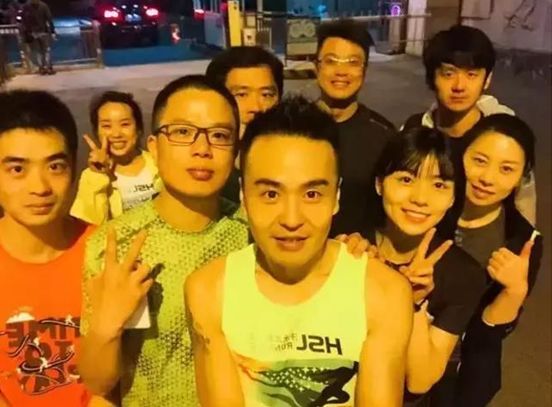 靠跑步減肥的212斤胖子怎么樣了？不僅瘦了88斤還完美蛻變成男神