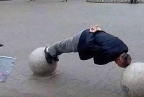 那些被嫌棄的小區健身器材，為何成了外國小哥眼中竟是寶貝？