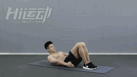 不僅有亞洲嬌小臉蛋還有歐美豐腴身材，堅(jiān)持健身從胖妞變女神