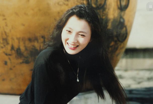 53歲的最美楊貴妃曾為戲暴增30斤，退出演藝圈的她美得讓人驚訝