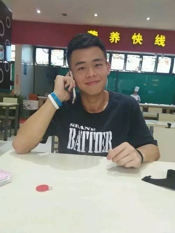 健身改變氣質故事之男生變男神