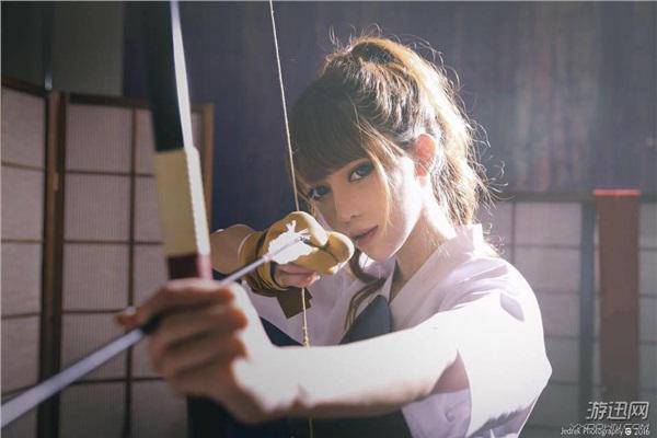 臺(tái)灣Showgirl曬健身照 緊身衣褲秀身材