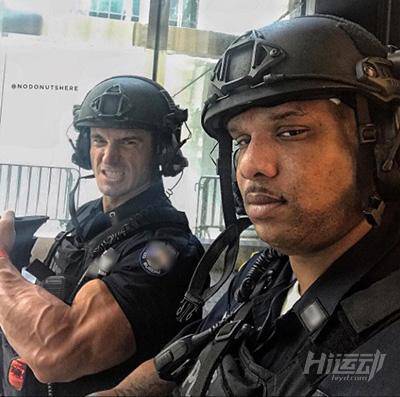 除配槍外，還得健身練出強壯身體！紐約警察是最危險的職業