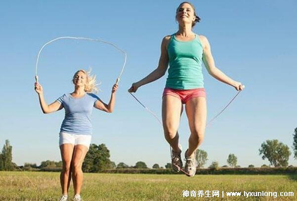 為什么千萬不要跳繩減肥，5類人不合適(附跳繩減肥減脂正確法)
