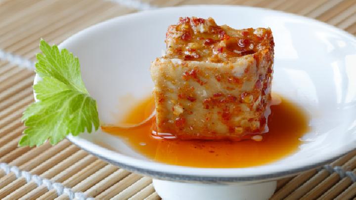 晚飯減肥食譜有哪些?減肥晚上吃什么好?-易網<a href=http://www.aoa7937.com/ target=_blank class=infotextkey>健康養生</a>網 晚飯減肥食譜有哪些?減肥晚上吃什么好?