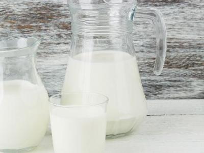 喝牛奶會發胖還是會減肥