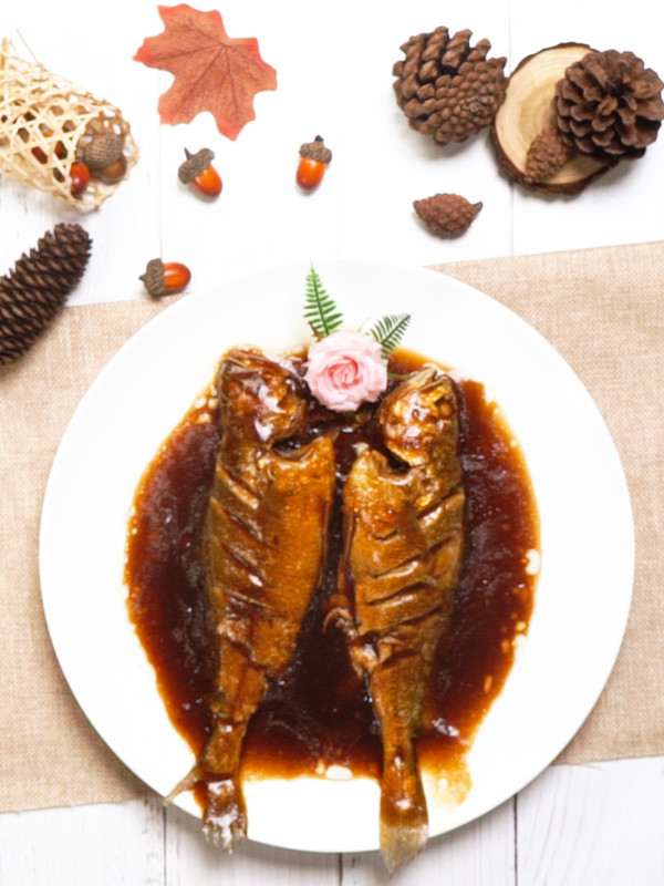 紅燒小黃魚的做法-家常味燒菜譜 紅燒小黃魚的做法-家常味燒菜譜