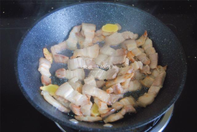 醬蒸五花肉的做法-家常味蒸菜譜-易網(wǎng)健康養(yǎng)生網(wǎng) 醬蒸五花肉的做法-家常味蒸菜譜
