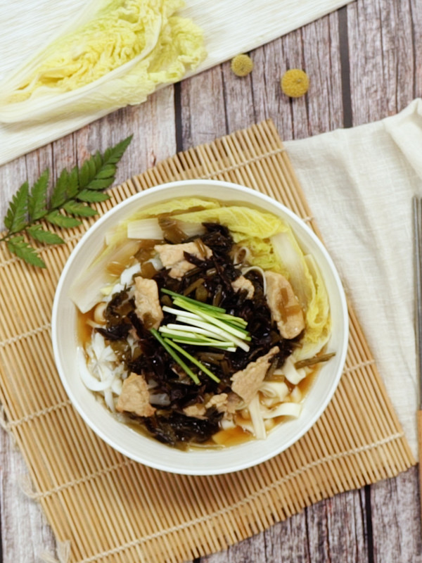 片兒川的做法-咸鮮味煮菜譜-易網健康養生網 片兒川的做法-咸鮮味煮菜譜