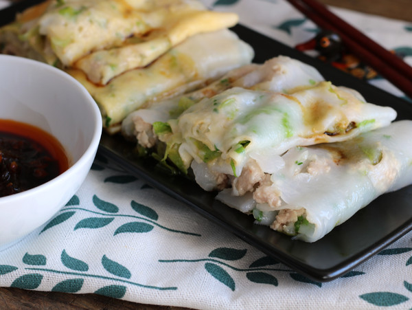 雙味卷腸粉的做法-咸鮮味蒸菜譜