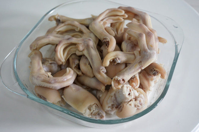 香辣鹵鴨掌的做法-家常味煮菜譜-易網健康養生網 香辣鹵鴨掌的做法-家常味煮菜譜