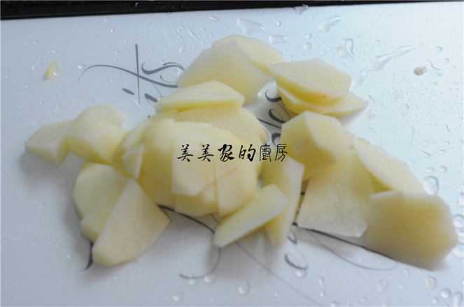 黃燜雞米飯的做法-家常味燒菜譜-易網健康養生網 黃燜雞米飯的做法-家常味燒菜譜