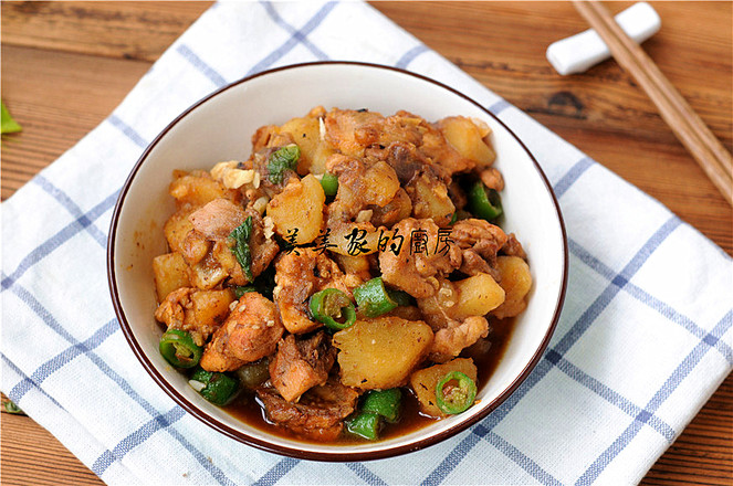 黃燜雞米飯的做法-家常味燒菜譜-易網健康養生網 黃燜雞米飯的做法-家常味燒菜譜