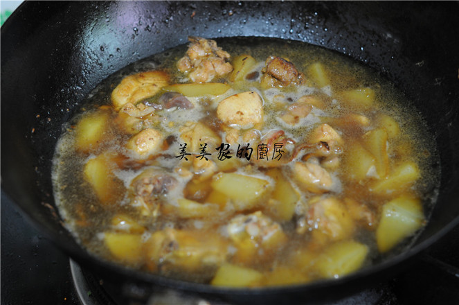 黃燜雞米飯的做法-家常味燒菜譜-易網健康養生網 黃燜雞米飯的做法-家常味燒菜譜