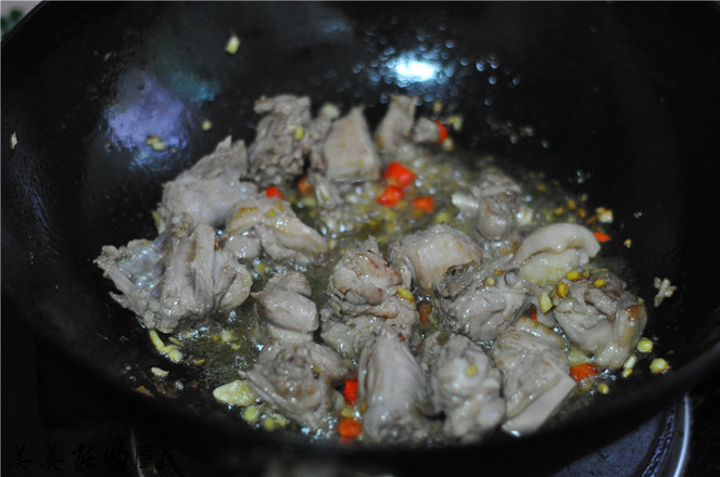 血漿鴨的做法-咸鮮味炒菜譜-易網(wǎng)健康養(yǎng)生網(wǎng) 血漿鴨的做法-咸鮮味炒菜譜