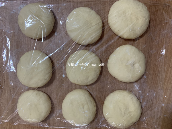 甜了個甜甜圈的做法-甜味炸菜譜-易網健康養生網 甜了個甜甜圈的做法-甜味炸菜譜