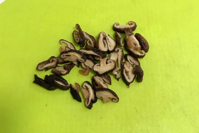 臘腸土豆脫糖飯的做法-咸鮮味蒸菜譜-易網健康養生網 臘腸土豆脫糖飯的做法-咸鮮味蒸菜譜