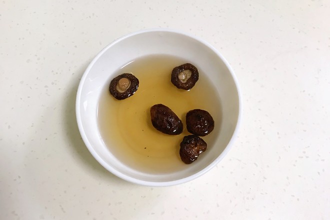 臘腸土豆脫糖飯的做法-咸鮮味蒸菜譜-易網健康養生網 臘腸土豆脫糖飯的做法-咸鮮味蒸菜譜