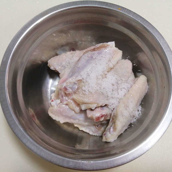 可樂鹽雞翅的做法-家常味煎菜譜