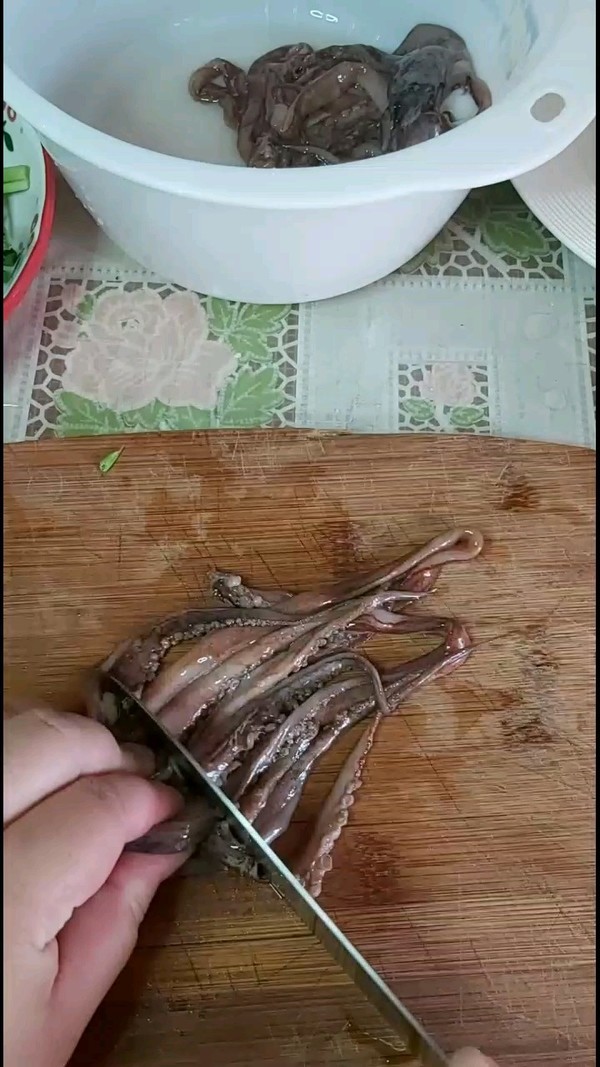 韭菜魷魚須的做法-咸鮮味炒菜譜