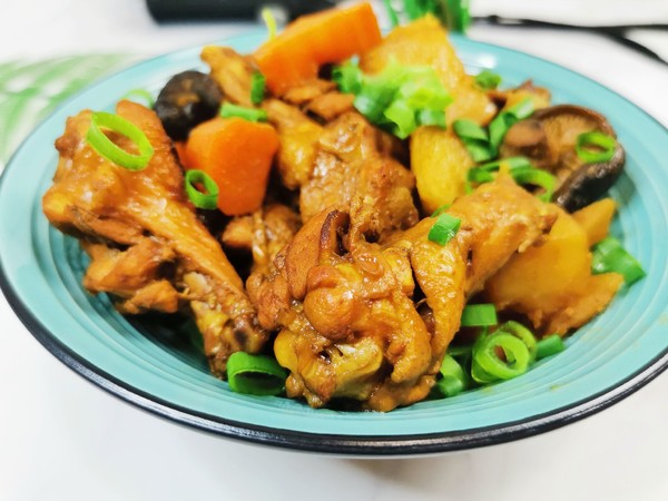 家常紅燒雞腿的做法-咸鮮味燒菜譜-易網健康養生網 家常紅燒雞腿的做法-咸鮮味燒菜譜