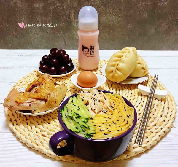雞絲青瓜涼面的做法-家常味煮菜譜-易網健康養生網 雞絲青瓜涼面的做法-家常味煮菜譜
