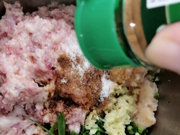 醋溜雞肉丸子的做法-酸甜味煎菜譜-易網健康養生網 醋溜雞肉丸子的做法-酸甜味煎菜譜