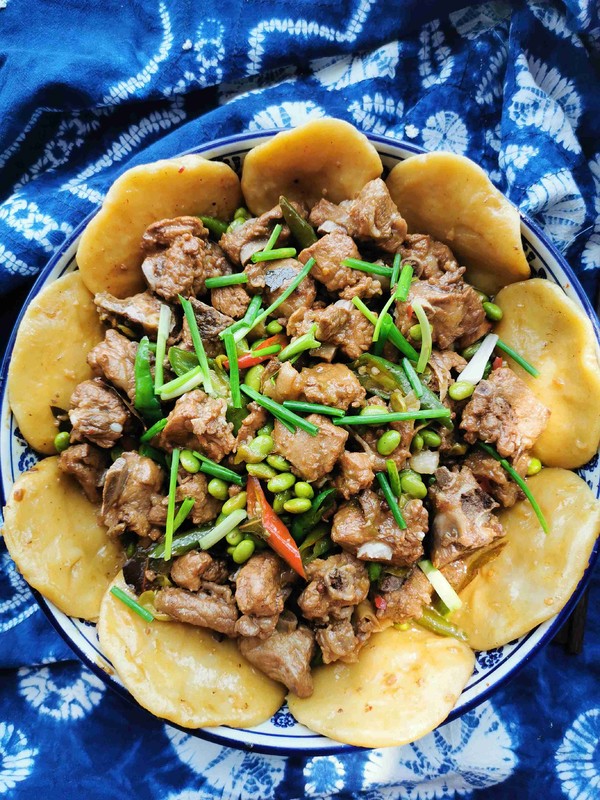 鍋邊饃饃—排骨燒毛豆的做法-家常味燒菜譜-易網健康養生網 鍋邊饃饃—排骨燒毛豆的做法-家常味燒菜譜