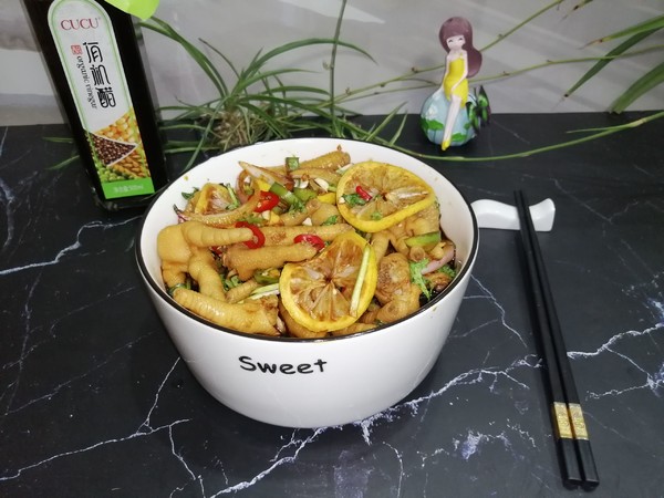 網(wǎng)紅酸辣雞爪的做法-酸辣味煮菜譜