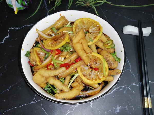 網(wǎng)紅酸辣雞爪的做法-酸辣味煮菜譜
