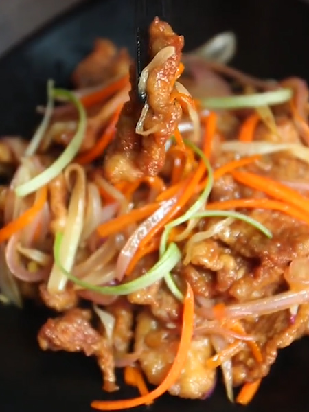 鍋包肉的做法-咸鮮味炒菜譜-易網健康養生網 鍋包肉的做法-咸鮮味炒菜譜