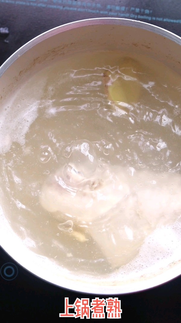 黃瓜拌雞絲的做法-酸辣味拌菜譜-易網健康養生網 黃瓜拌雞絲的做法-酸辣味拌菜譜