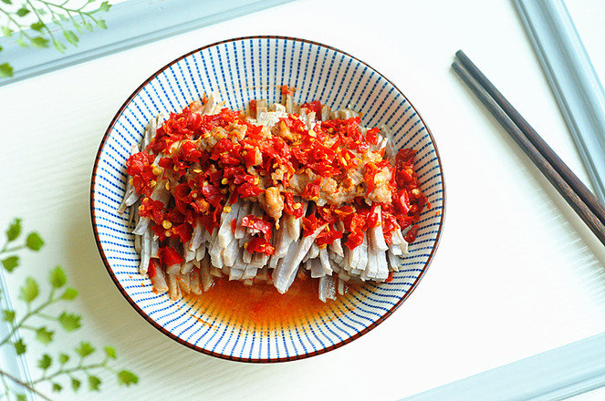 剁椒肉末蒸芋頭的做法-家常味蒸菜譜-易網(wǎng)健康養(yǎng)生網(wǎng) 剁椒肉末蒸芋頭的做法-家常味蒸菜譜